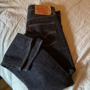 Men’s Levi jeans